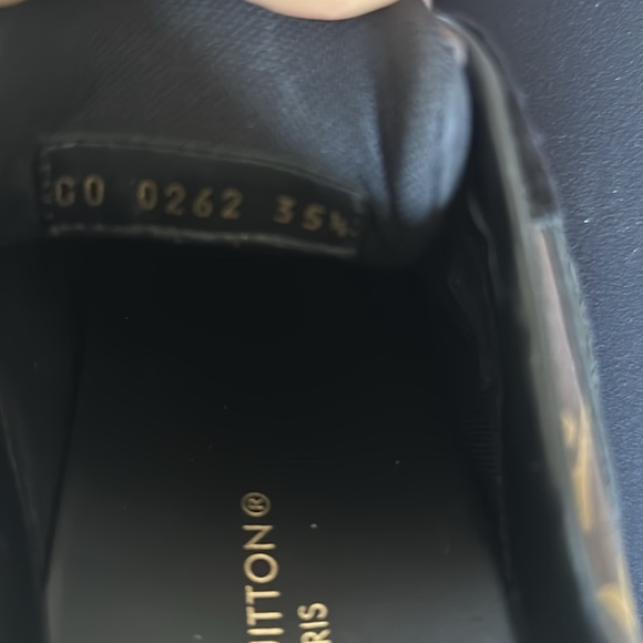 Louis Vuitton Sneakers - Picture 11 of 13